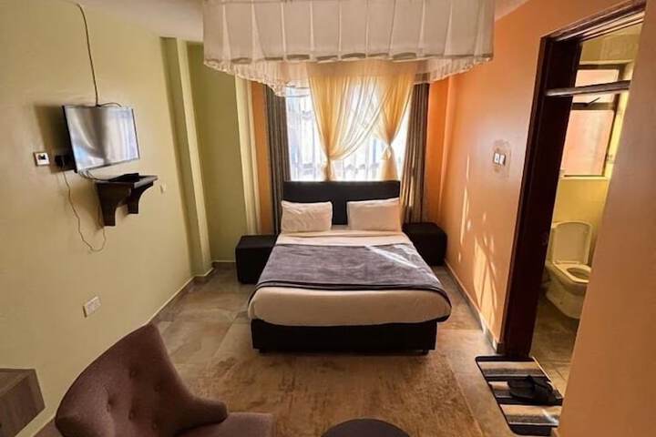 Room 3 of 30