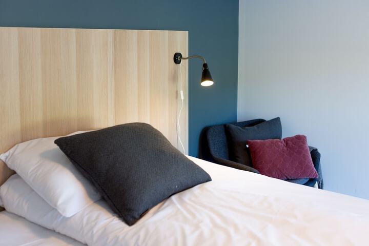 Room 13 of 15