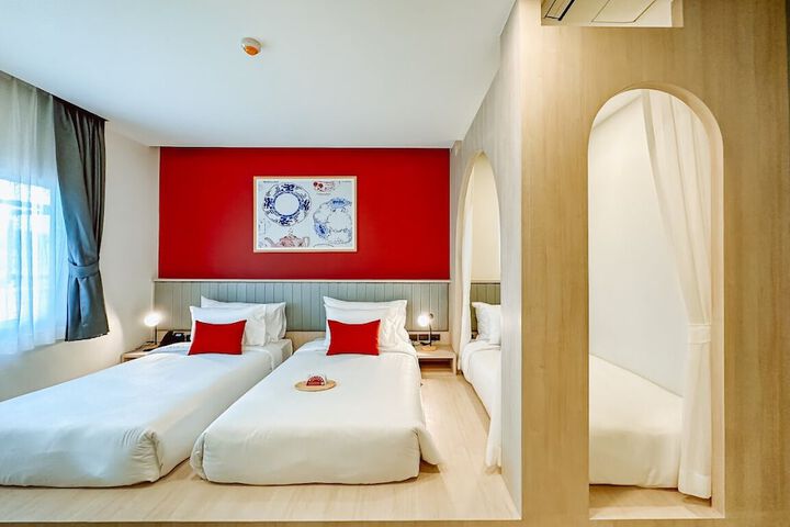 Room 79 of 190