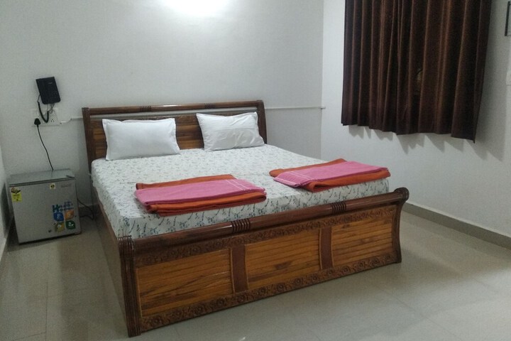 Room 14 of 22