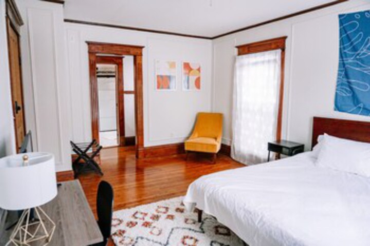 Room 29 of 42