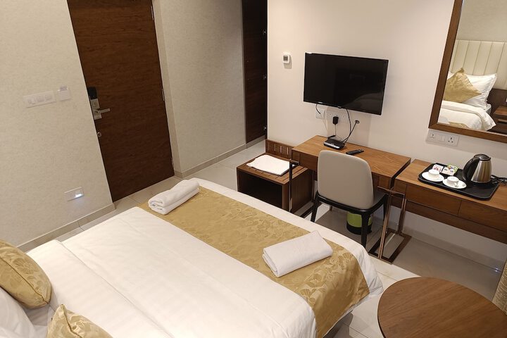 Room 31 of 87