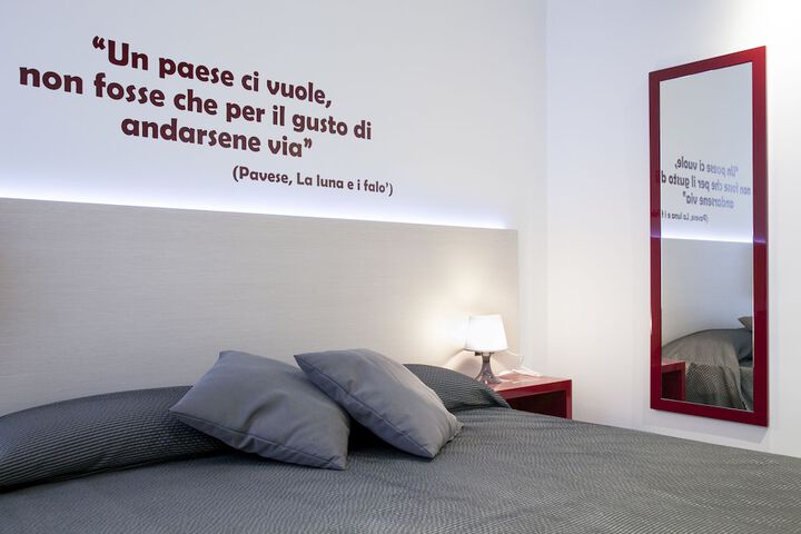 Room 10 of 50