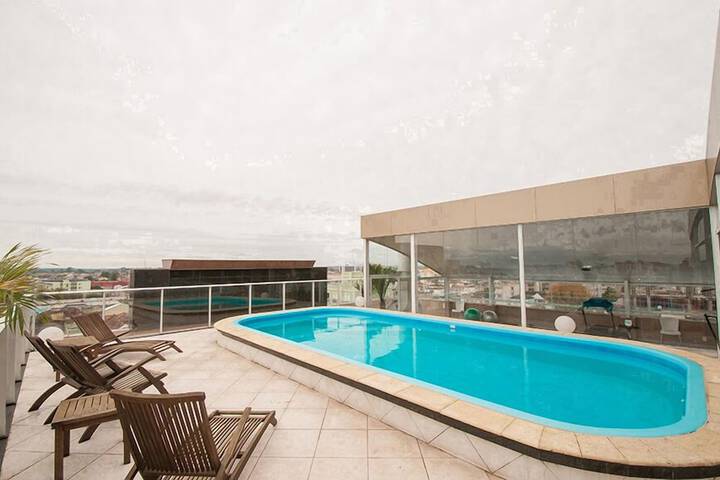 Pool 38 of 51