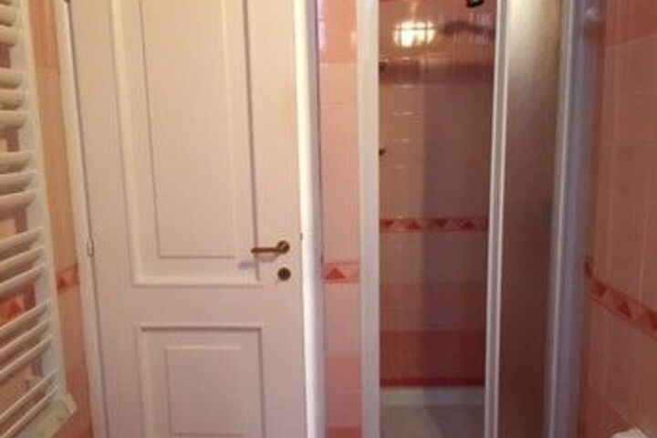 Room 47 of 499