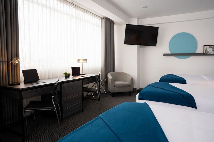 Room 15 of 106