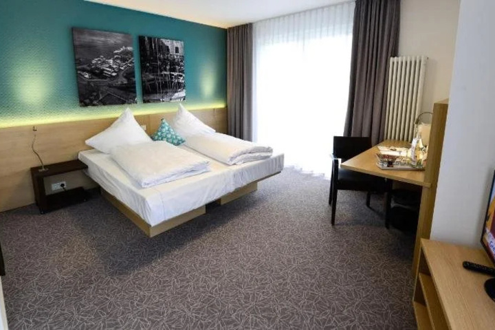 Room 3 of 23
