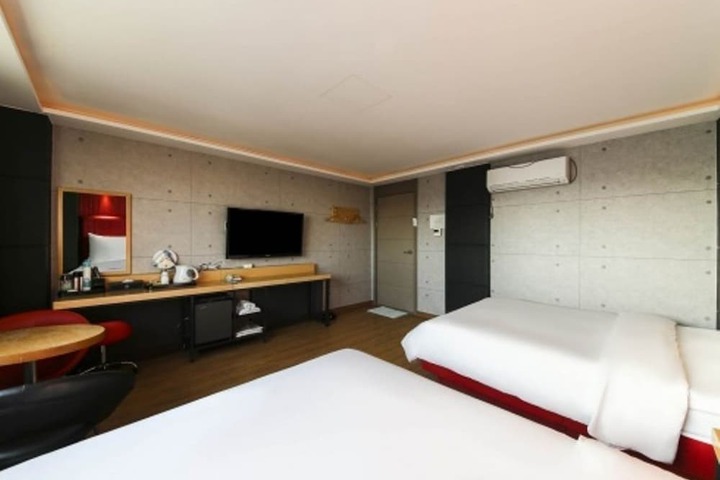 Room 22 of 88