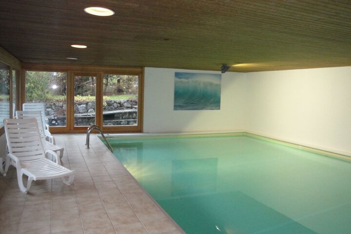 Pool 22 of 42