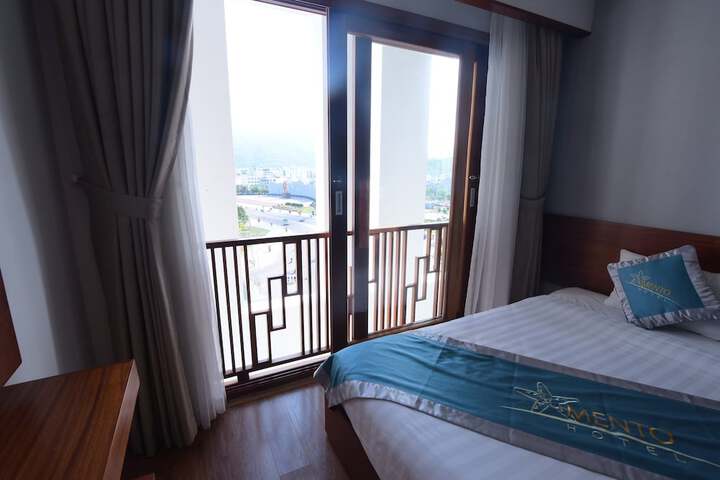 Room 5 of 39