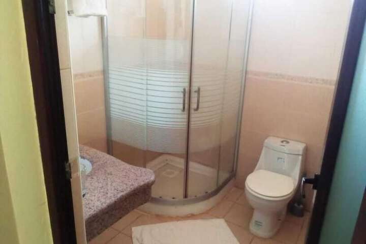 Room 8 of 19