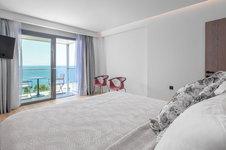 Room 20 of 260