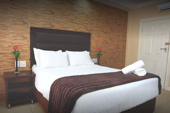 Room 14 of 23