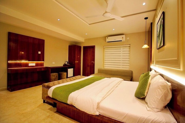 Room 15 of 45