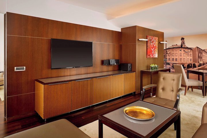 Room 21 of 69