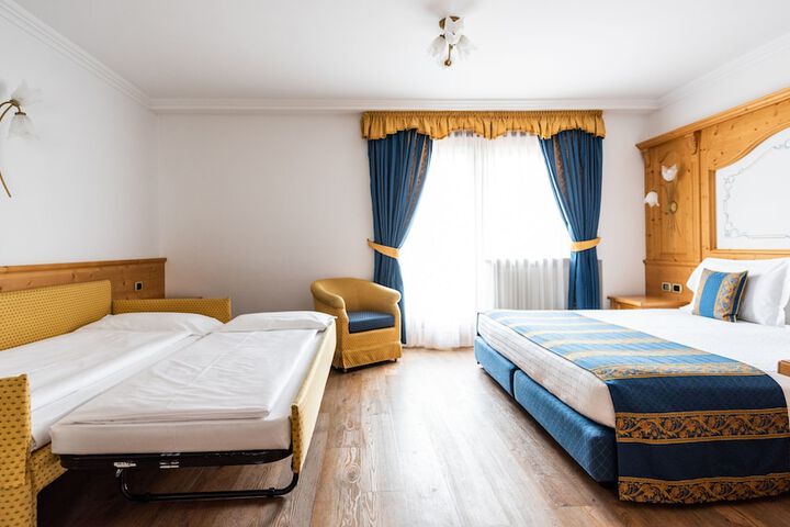Room 92 of 97