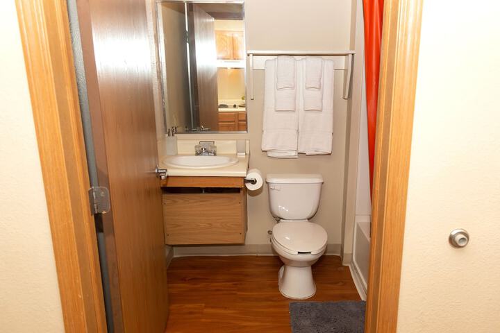 Room 13 of 17