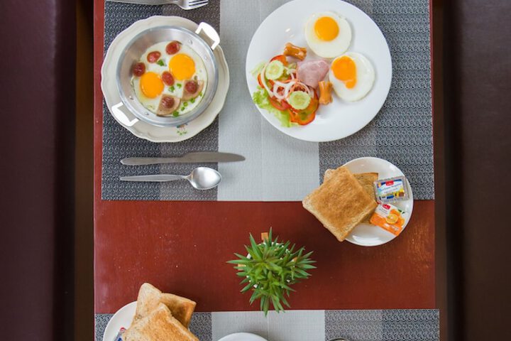 Breakfast/Coffee Service 34 of 37