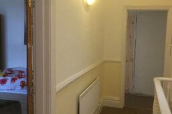 Room 33 of 42