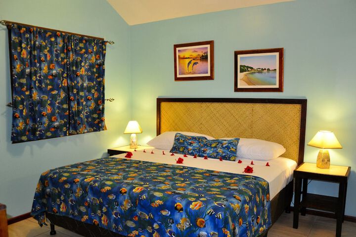 Room 3 of 89