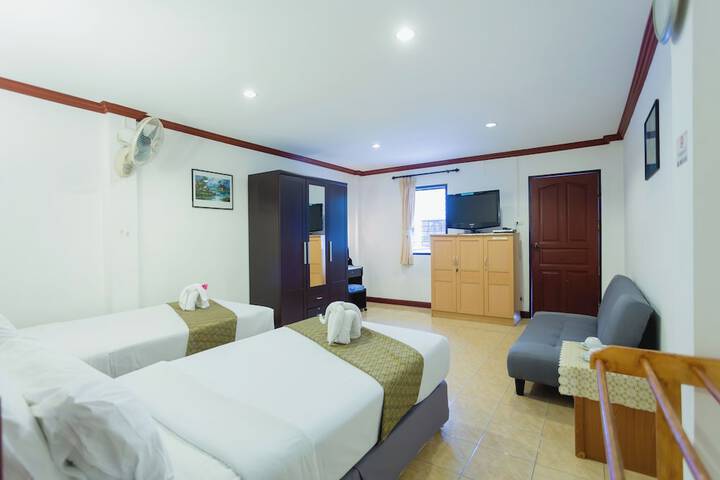 Room 101 of 208