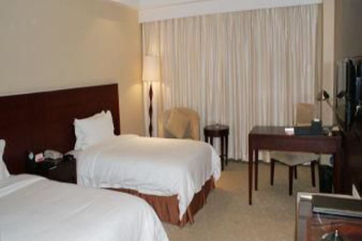 Room 16 of 43