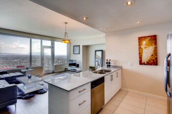 Photo of Live in the Ultimate Luxury in San Diego