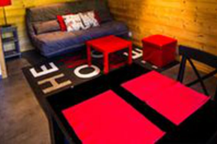 Room 10 of 10