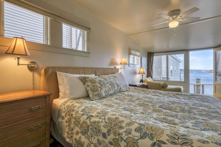 Room 50 of 113
