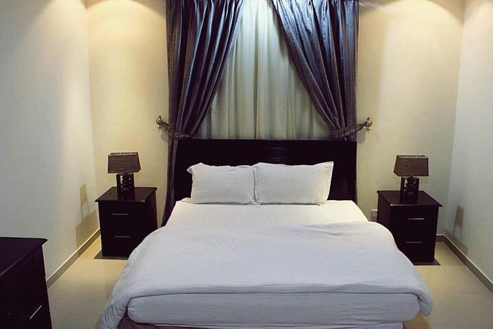 Room 3 of 6