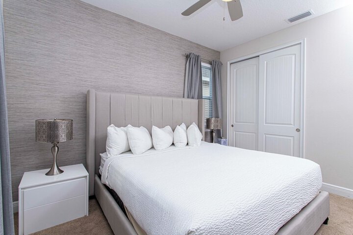 Room 20 of 53