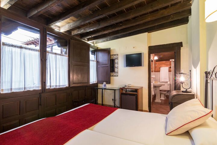 Room 9 of 60