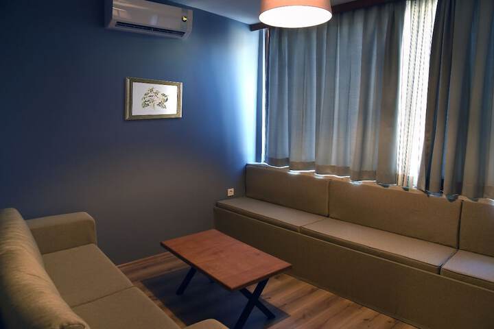 Room 16 of 25