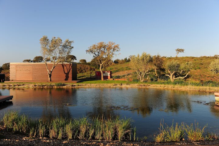 Pool Hotel