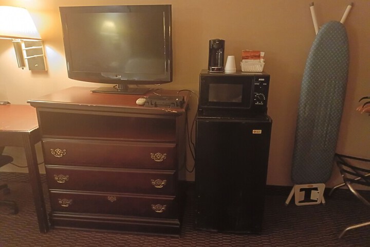 Room 5 of 39