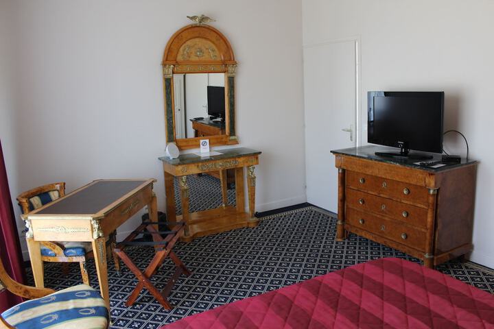 Room amenity