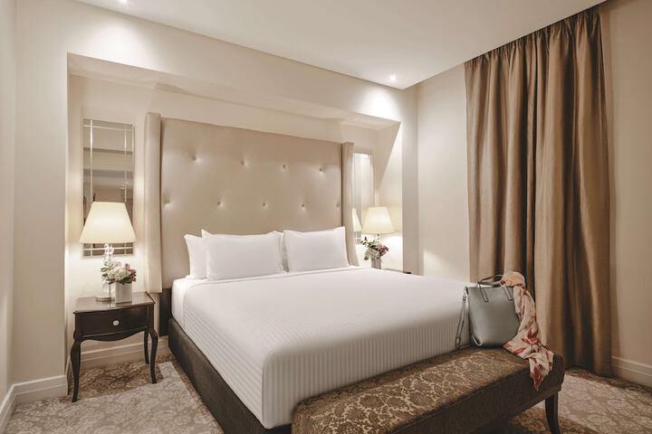 Room 40 of 100