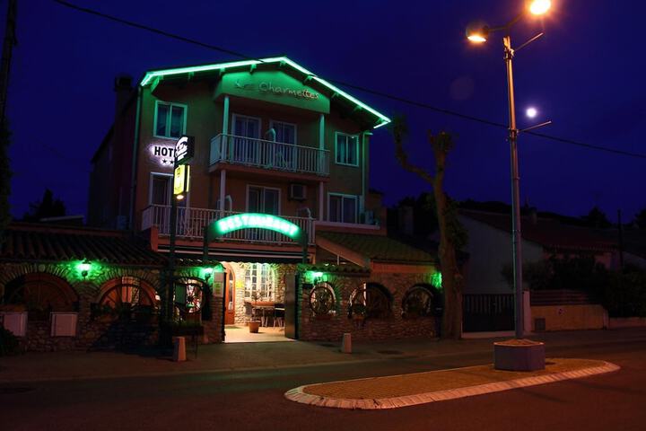 Hotel 42 of 42