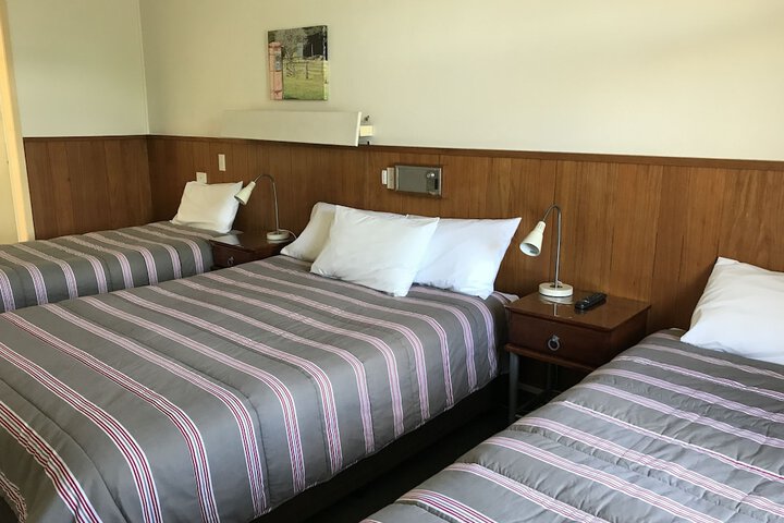 Room 18 of 27