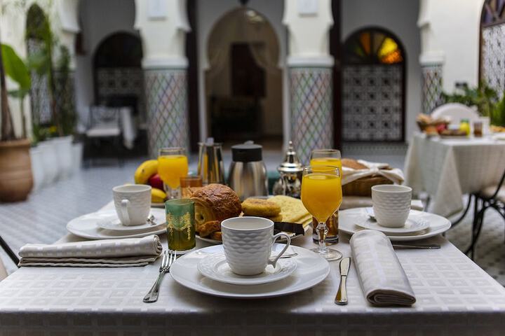 Breakfast/Coffee Service 27 of 37