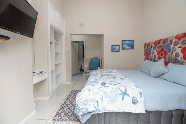 Room 44 of 98