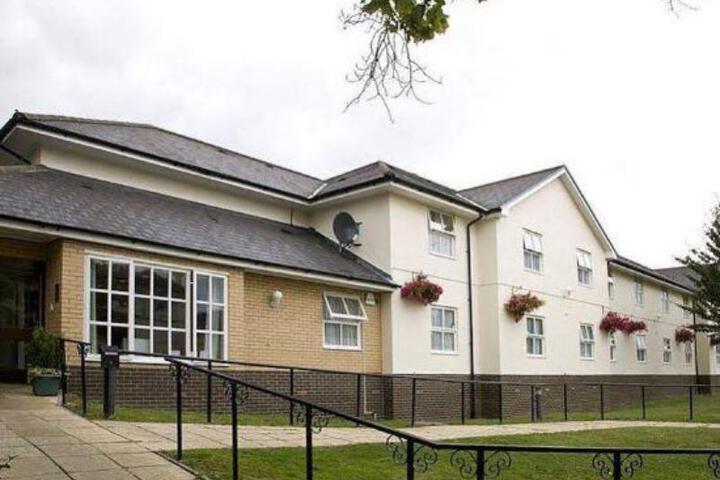 Epsom Central