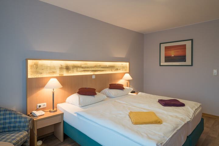 Room 5 of 34