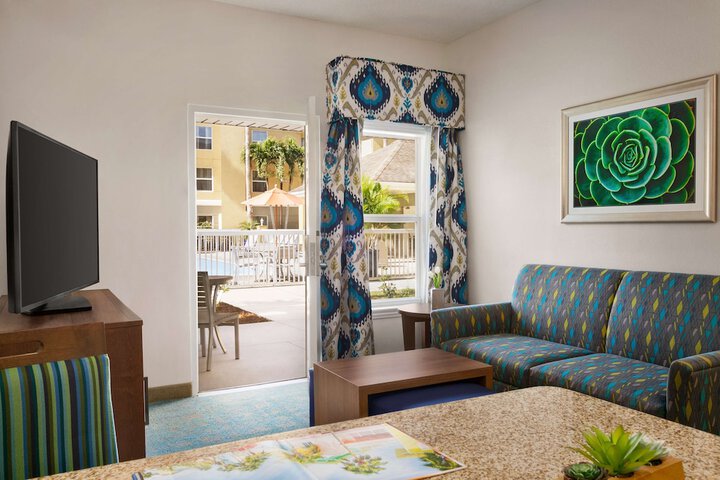1 King Bed 1 Bedroom Suite (9 of 26)