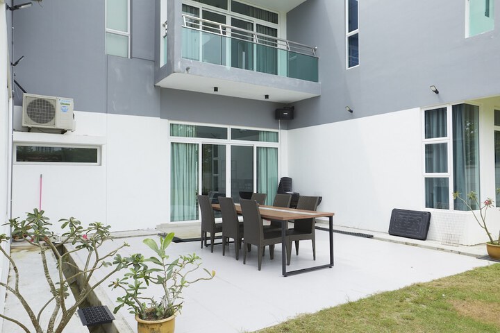 Terrace/Patio 115 of 173