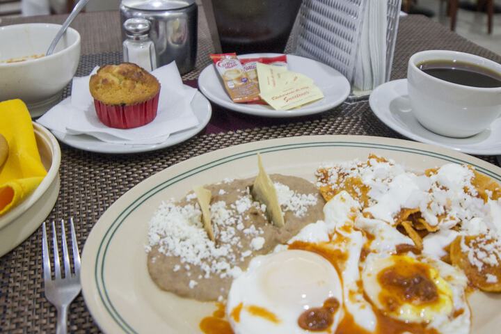 Breakfast/Coffee Service 50 of 54