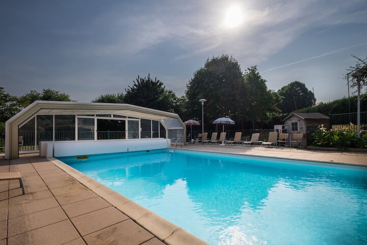 Pool 22 of 42