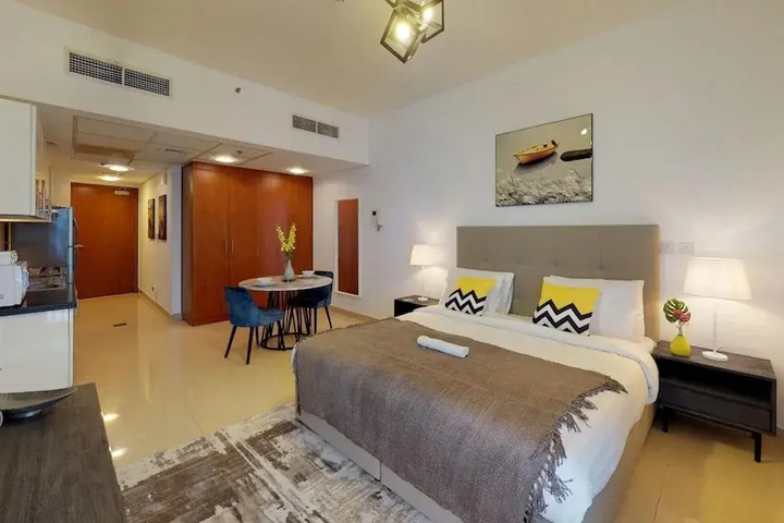 Room 5 of 24