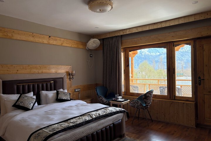 Room 7 of 31
