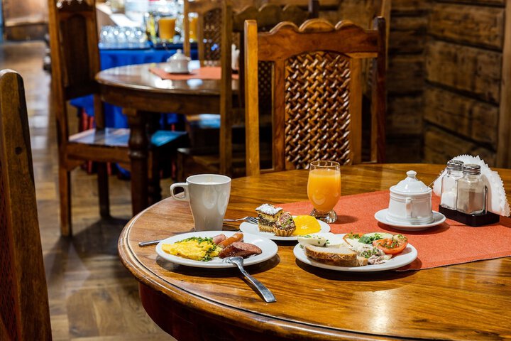 Breakfast/Coffee Service 34 of 52